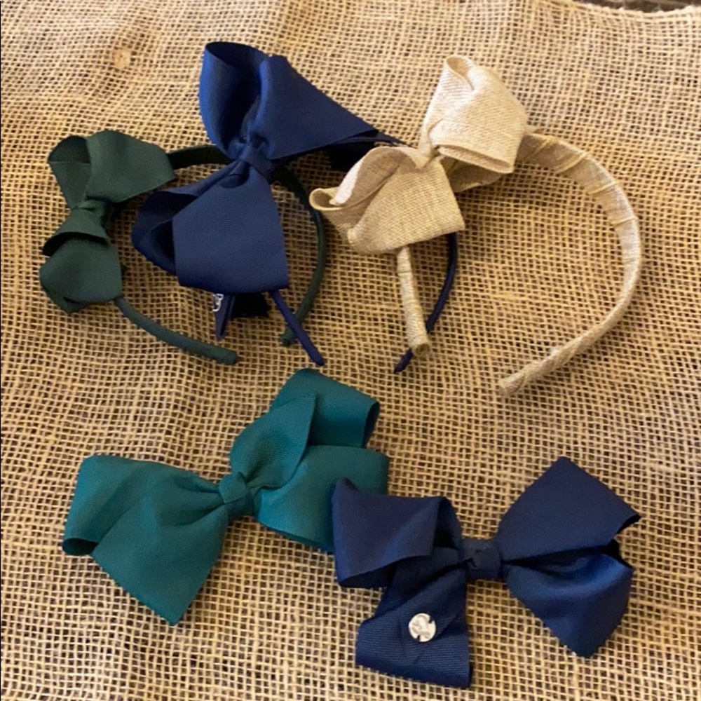 2 school bows and 3 headbands